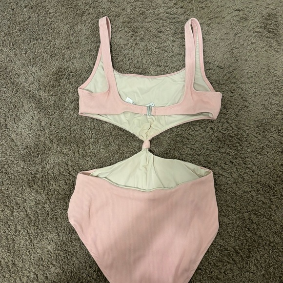 Solid & Striped Bailey One Piece Pale Pink Swimsuit - Picture 3 of 13